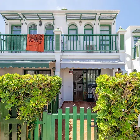 Bungalow Acogedor Con Piscina En Maspalomas بيت للعطل ماسبالوماس