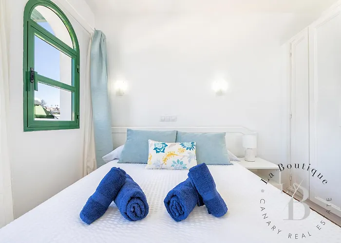 Coqueto Bungalow Con Terraza Privada Y Piscina Дом отдыха Маспаломас